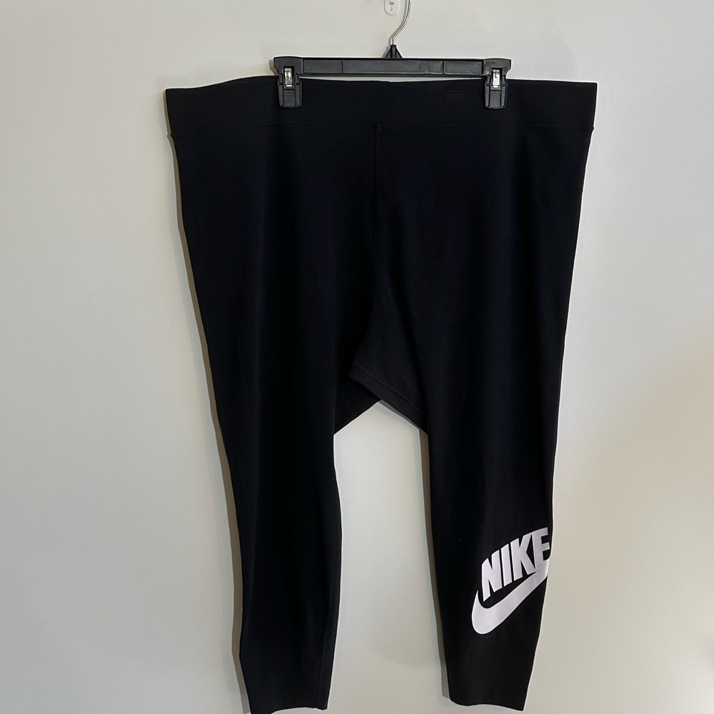 Nike Black Logo Leggings Plus Size 3X Excellent Condition